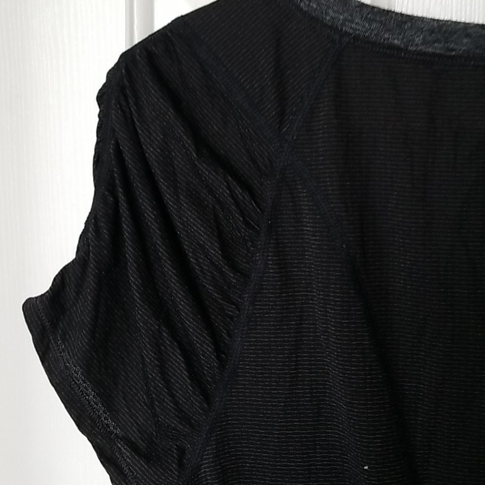 Lululemon top - Picture 7 of 8